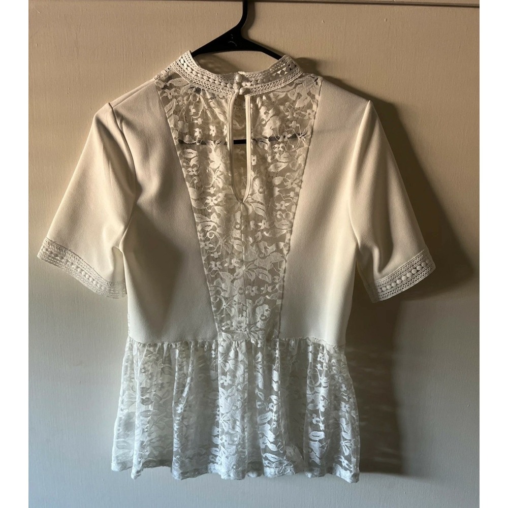 Cottagecore Cream Lace Peplum Blouse Short Sleeve High Neck Floral Crochet Top M - Picture 3 of 4